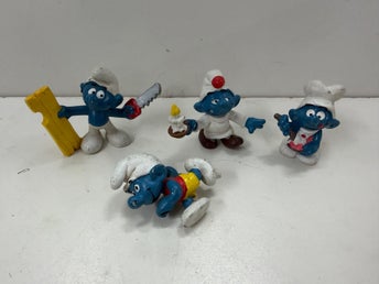 4 stycken Smurf-figurer