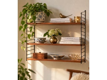 Äkta Stringhylla Vintage – 78 cm – 3 hyllplan – Svensk designklassiker