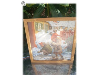 Tavla med barn som bygger snölykta utomhus retro vintage träram