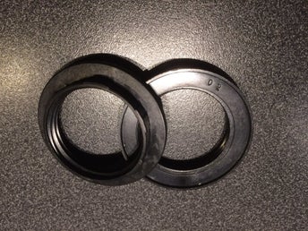Skärmring för E27 lamphållare svart 2st