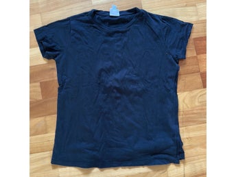 Svart amnings t-shirt