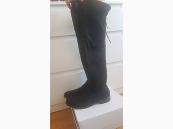 Knähöga boots utan klack! 38 Knähöga boots utan klack! 38