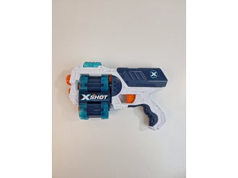 X-Shot Excel Revolver Blaster