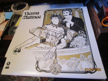 THE MUSIC OF OLD VIENNA - VIENNA MATINEE - LP