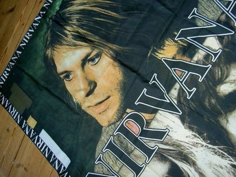 Nirvana, Kurt Cobain - Flagga 140 x 98 cm