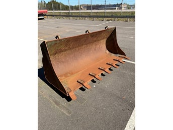 Tandskopa / armémodell med Stora BM-fäste