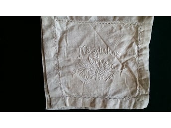 fodral 60-tal handbroderat SHABBY CHIC