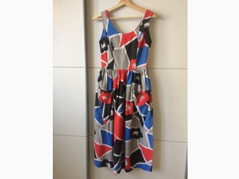 Cool retro vintage klänning stl 36 38 Beyond Re.. (398050088 Vintage Klänning Medium Rockabilly 50tal 60tal Beyond Retro