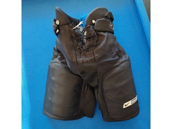 Nike Bauer XV Junior hockeybyxor - S/P