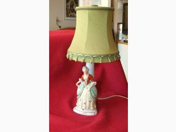 Lampa/bordslampa, belysning, barnrum, barn, plast, ikea skojig på