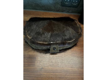 Fin retro muff i päls med väska & spegel – 1930/40-tal