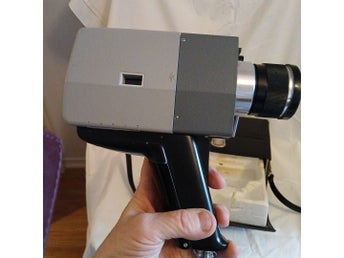 Dart Chinon Super 8 filmkamera i svart väska