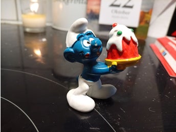 Smurf med julkaka - Bully samlarfigur
