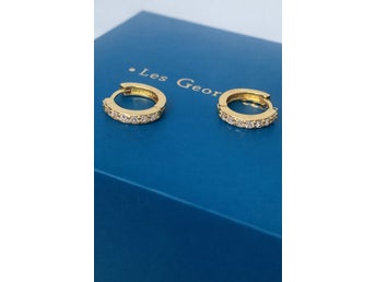 NYTT i förpackning! 925 sterling silver små hoop Örhängen med strass