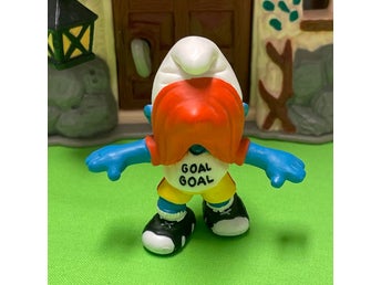 Smurf spelar fotboll och gör målgest…..perfekt skick…