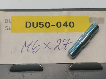 Pinnbult M6x26