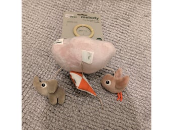 NY Done by Deer Speldosa Melody - Over the Rainbow