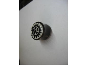 PLUGG,TÖJNING,PIERCING 17 MM SVART/VIT MED MÖNSTER (ORGANISK)