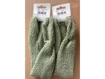 Guilla Hair hårband teddy fleece ljusgrön mjukt pannband