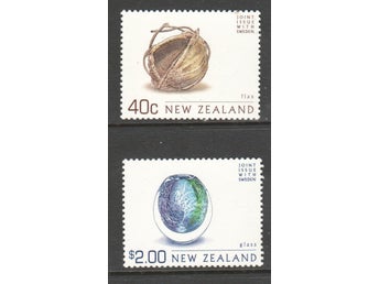 NEW ZEALAND - GLASKONST & MAORIHANTVERK**