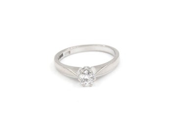 Diamantring i 18k vitguld- 0,28 ct.