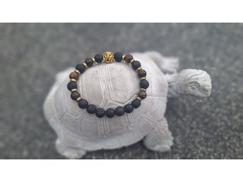 Elastiskt armband lavasten