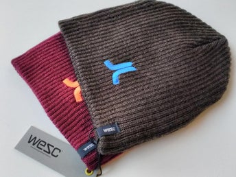 Wesc ullmössa 2-pack vinröd +brun unisex.