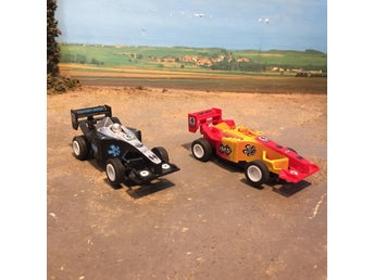 2 x slotcar