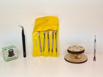 Precisionsverktyg set – skruvmejslar, lupp ,pincett, ställ, klockor, elektronik