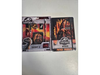 Jurassic World skrivset och anteckningsbok