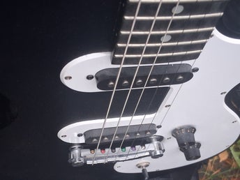 Elgitarr Epiphone Les Paul SL och akustisk gitarr Tenson Classic 3/4